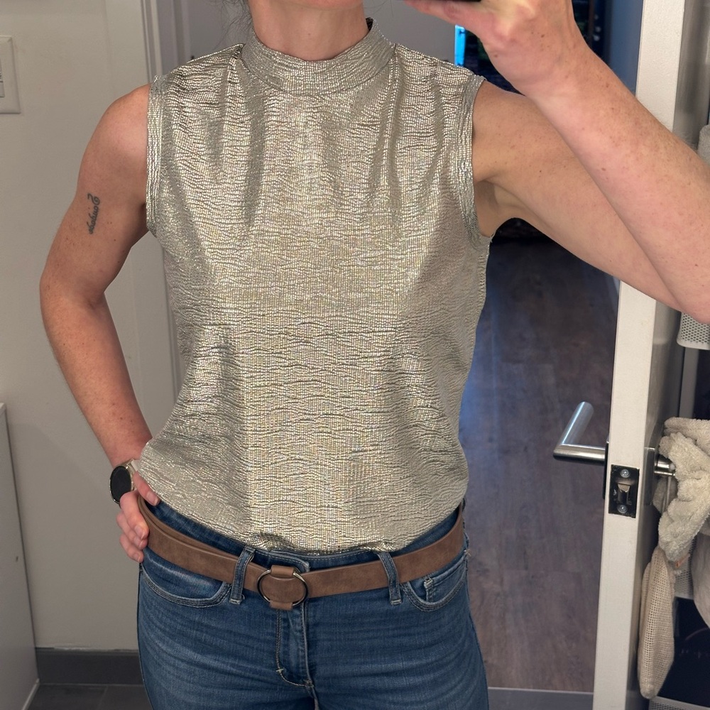 Reiss | Silver Shimmer Sleeveless Top (Small) ✨